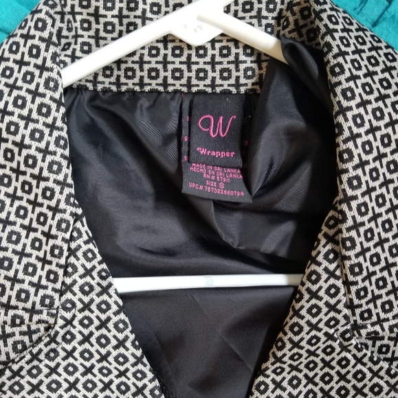 jacket - Picture 2 of 2